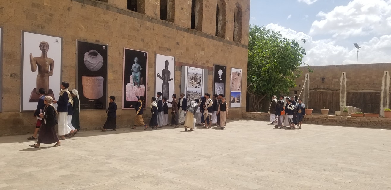 توافد الزوار و طلاب المدارس للمتحف الوطني